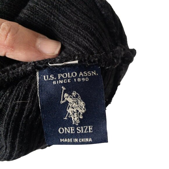 U.S. Polo Assn. Black Knit Beanie Hat With White Logo Embroidery One Size Ribbed - Picture 4 of 5